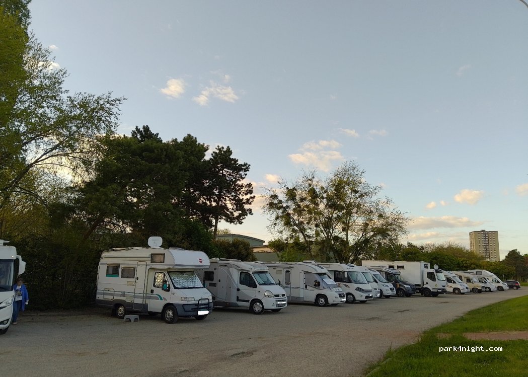 Aire de camping-car Chalon-sur-Saône — foto 4