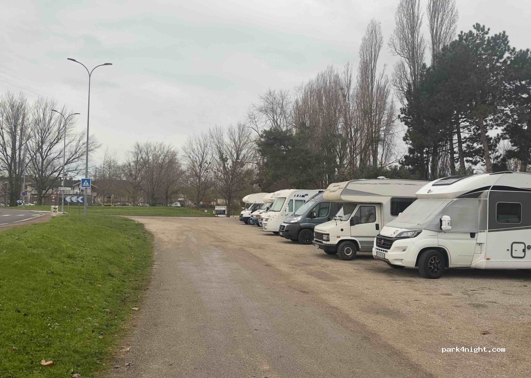 Aire de camping-car Chalon-sur-Saône — foto 5
