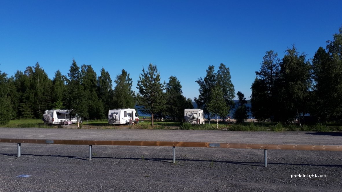 (892 32) Domsjö - 15 Nyängetsvägen — foto