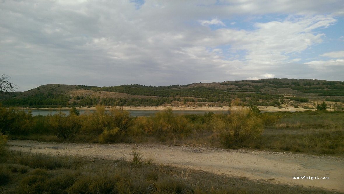 (50210) Nuévalos - 17 Calle Cerrillo — foto 2