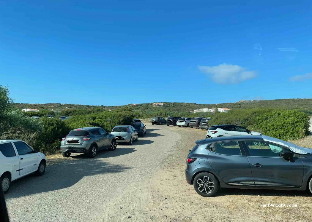 (07038) La Marinedda - Unnamed Road — foto