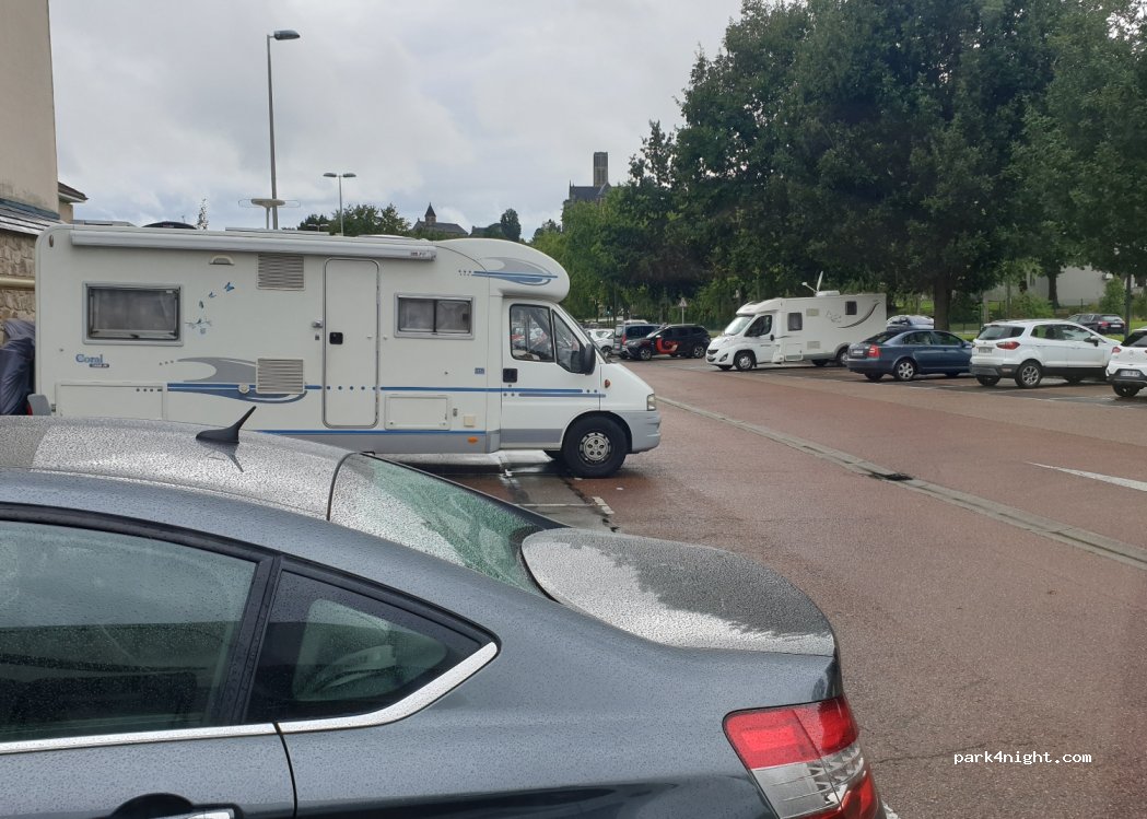 (87000) Limoges - 20 Rue du Port du Naveix — foto 2
