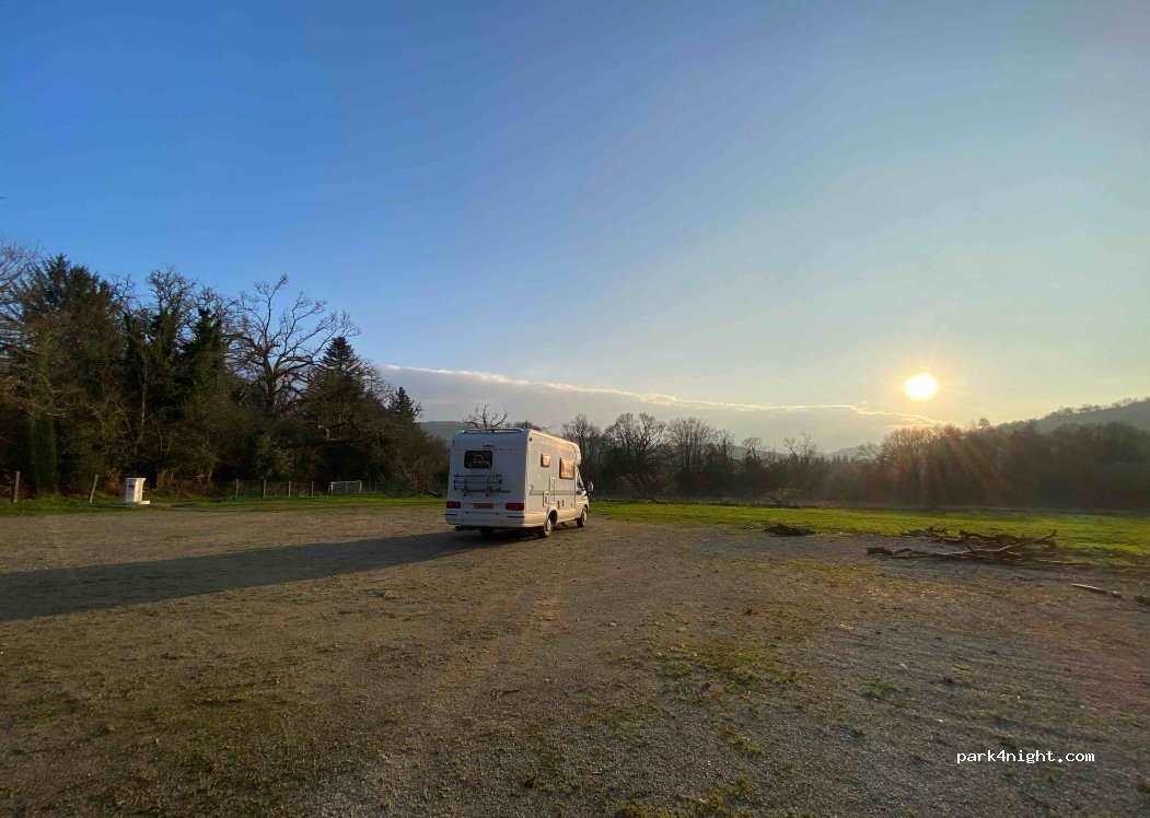 Aire de camping-car Saint-Rivoal — foto 4