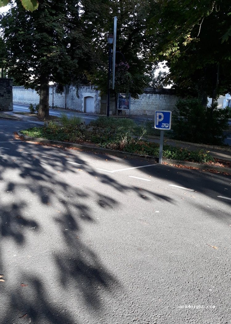 (86200) Loudun - 8t Rue du Pasquin — foto