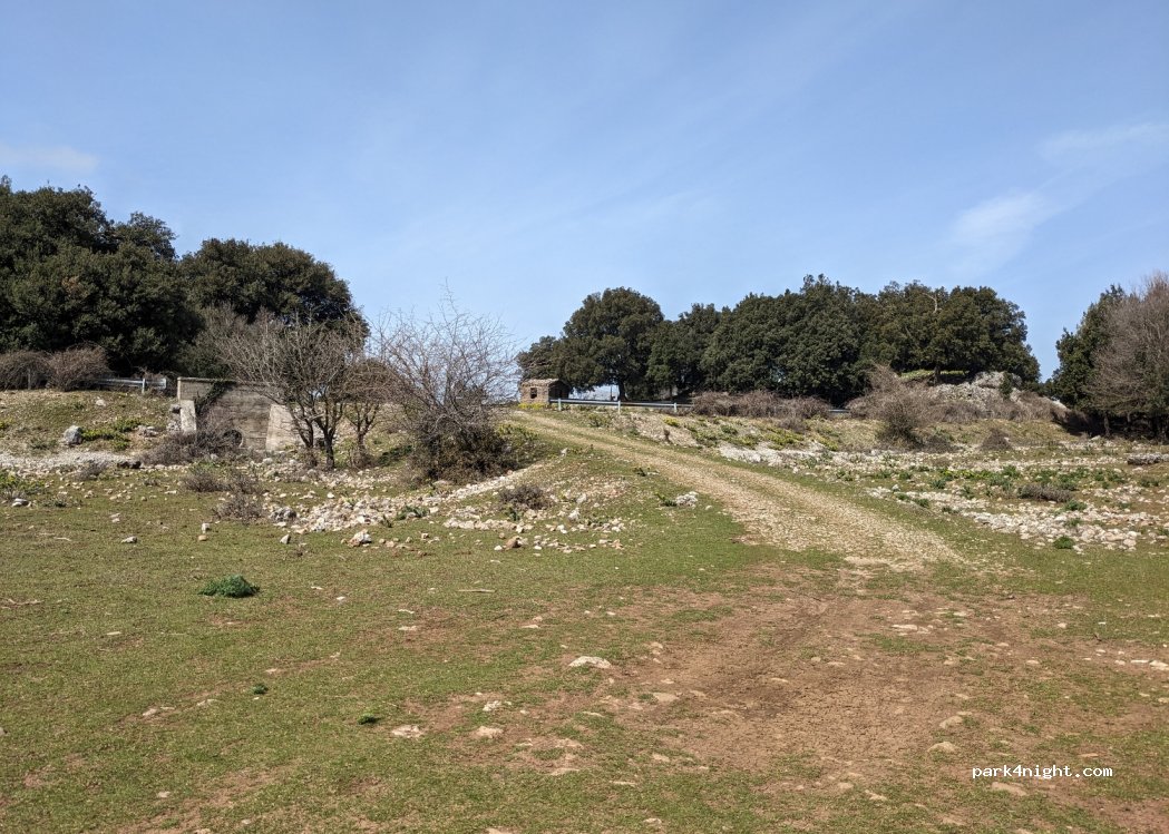 (90010) Isnello - Strada Provinciale 54 — foto 3
