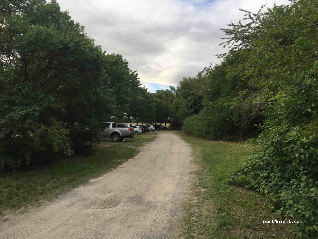 (76297) Stutensee - Unnamed Road — foto 3