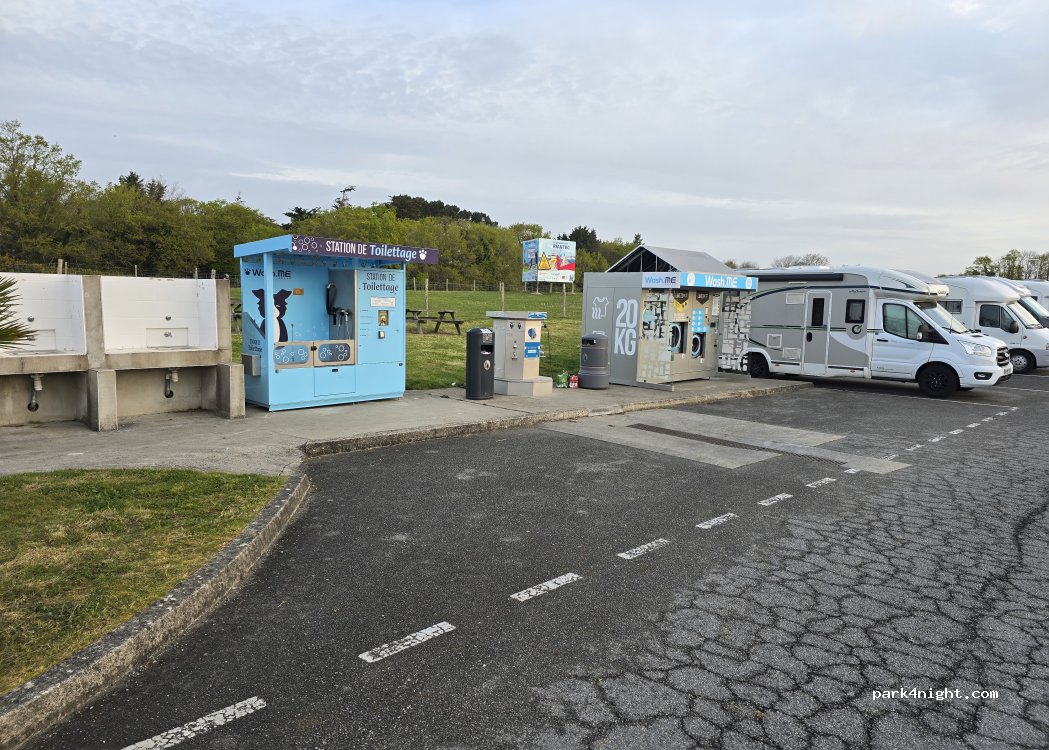 Aire de camping-car Riantec — foto 5