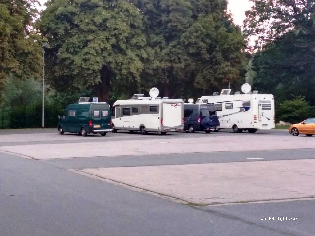(22946) Trittau - 3 Zum Schützenplatz — foto