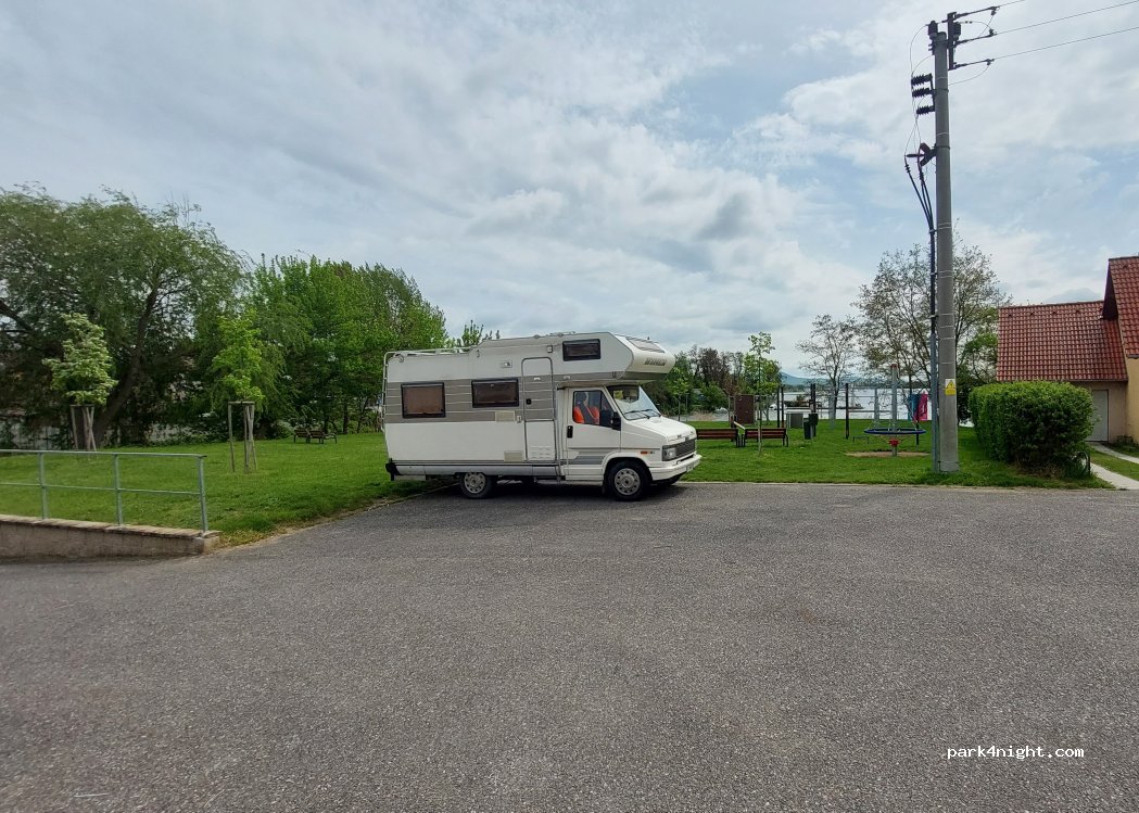 (691 22) Pasohlávky - — foto 5