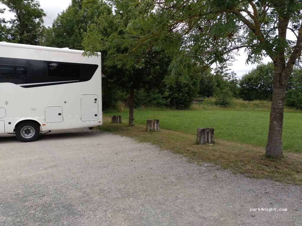 (90579) Langenzenn - 8 Sanktustorstraße — foto 2