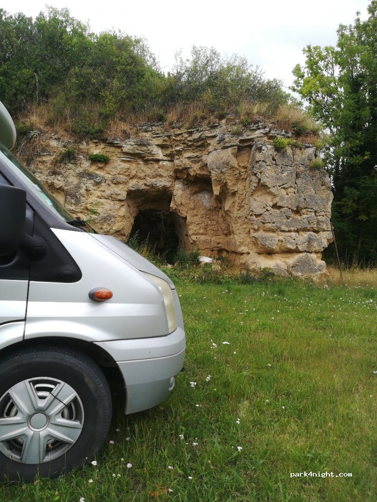 (02210) Oulchy-le-Château - 2 Chemin du Moulin Ménard — foto 2