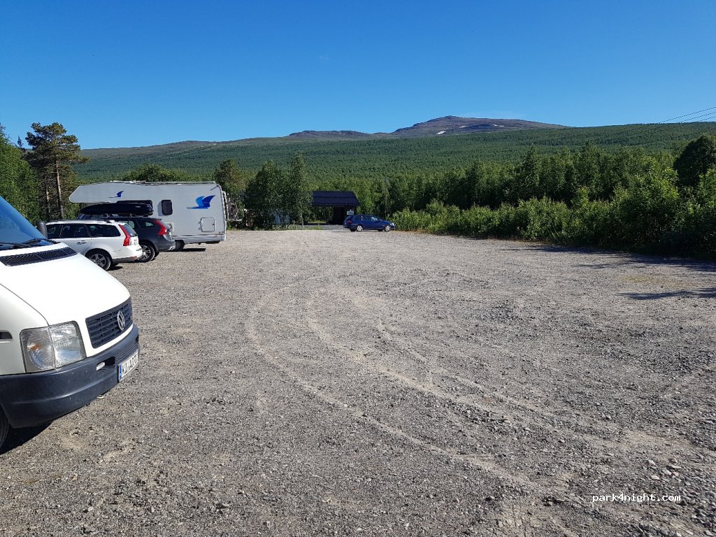 (930 95) Jäkkvik - 9 SKOLVÄGEN — foto