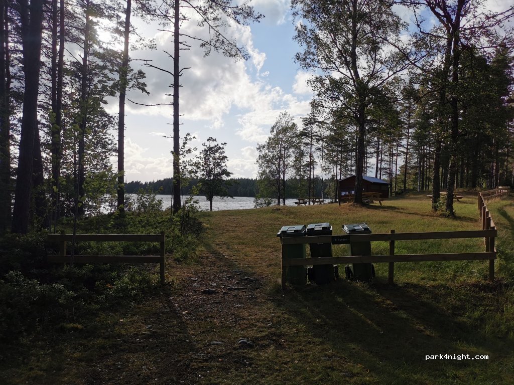 (570 61)  - Råås — foto 2