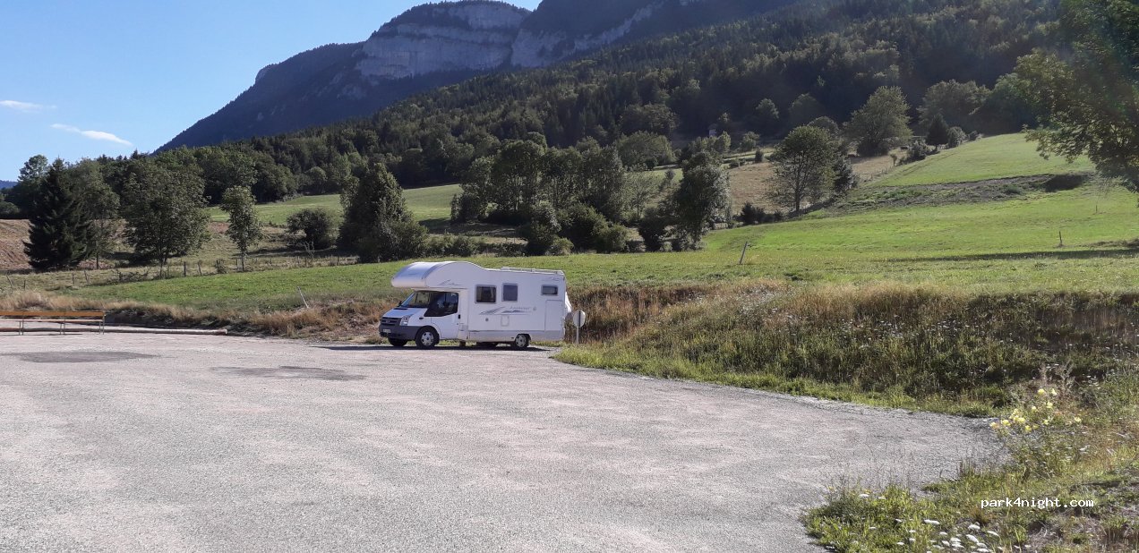 (26420) Saint-Julien-en-Vercors - La Bourdille et Rif — foto