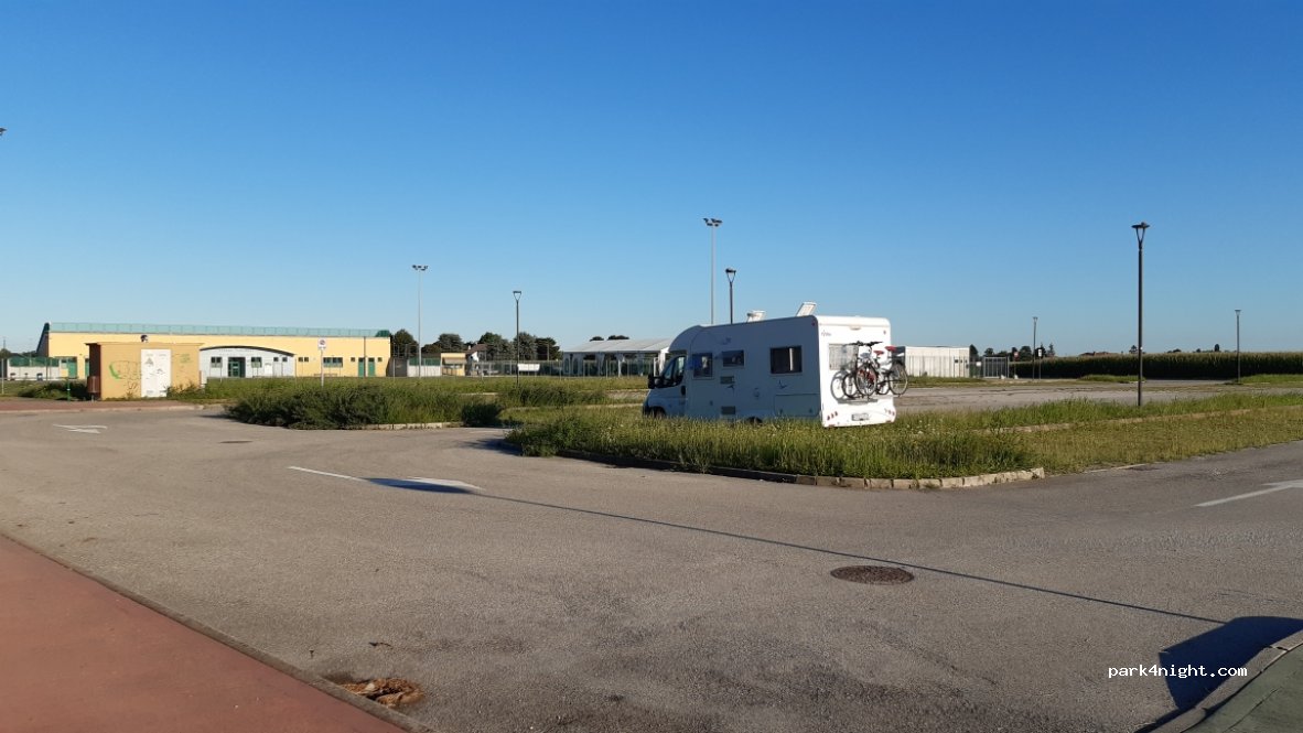 (30010) Campagna Lupia - Largo Enzo Ferrari — foto