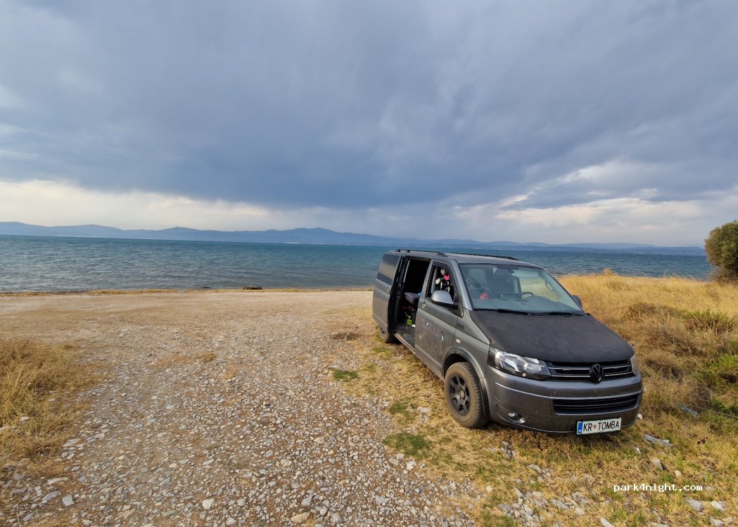 (340 08) Eretria - Unnamed Road — foto