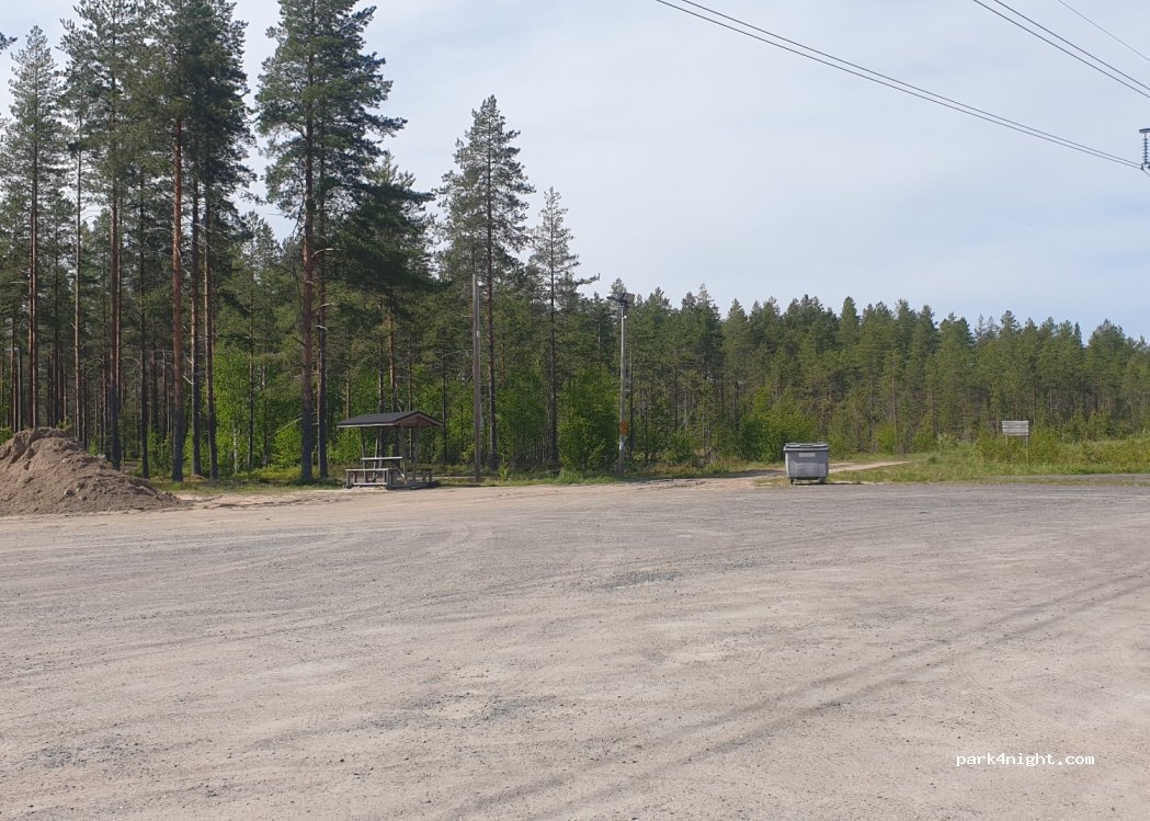 (90650) Oulu - 49 Kiekonmajantie — foto 2