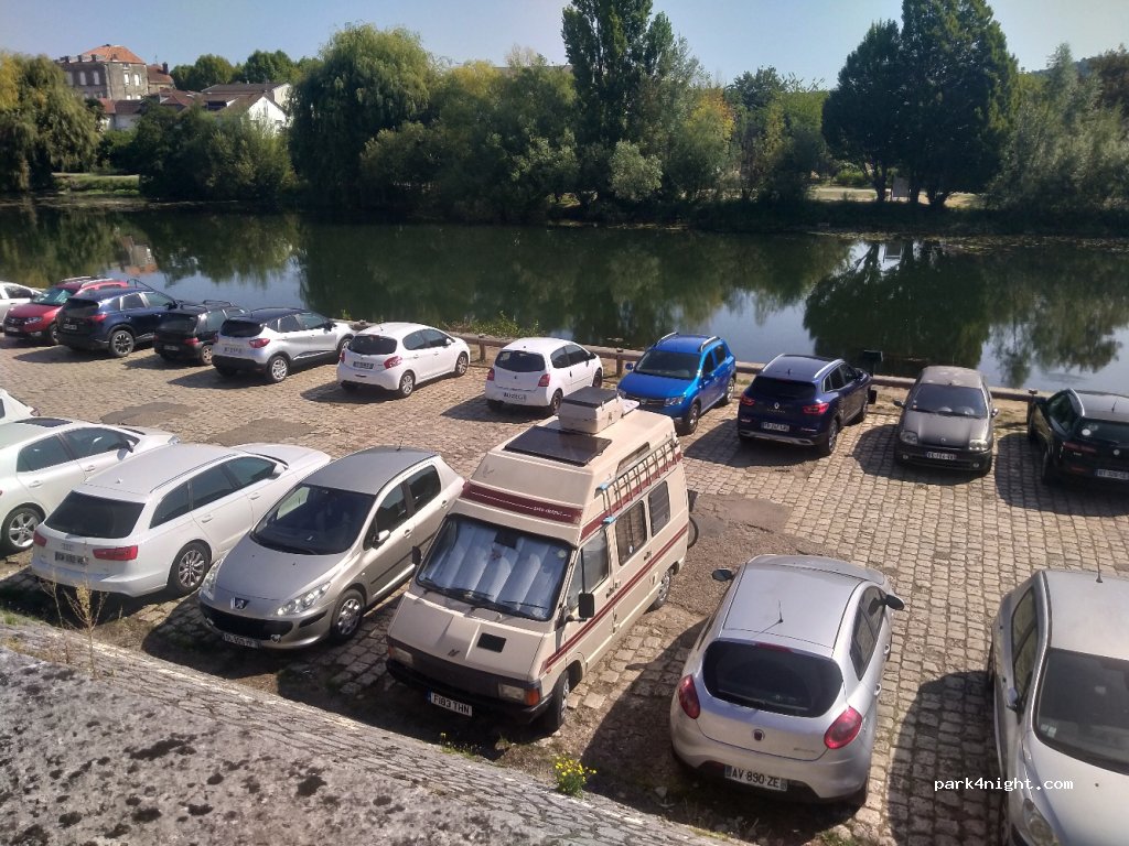 (24000) Périgueux - 31 Rue de l'Ancienne Préfecture — foto 2