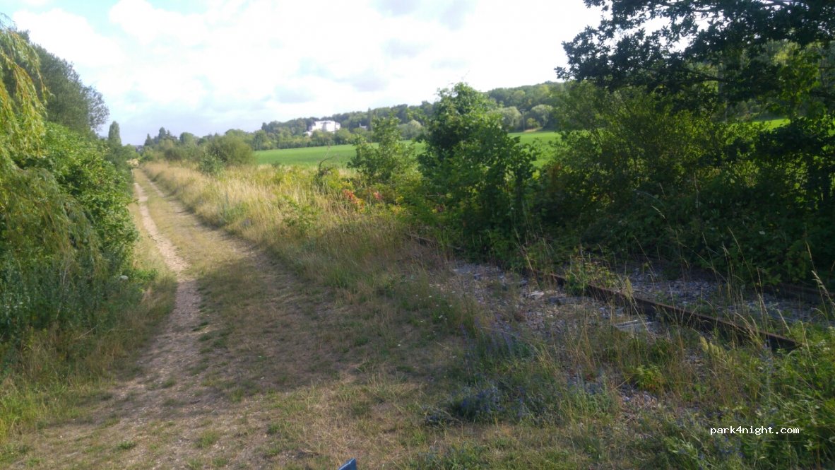 (27640) Breuilpont - Chemin des Fonceaux — foto 4
