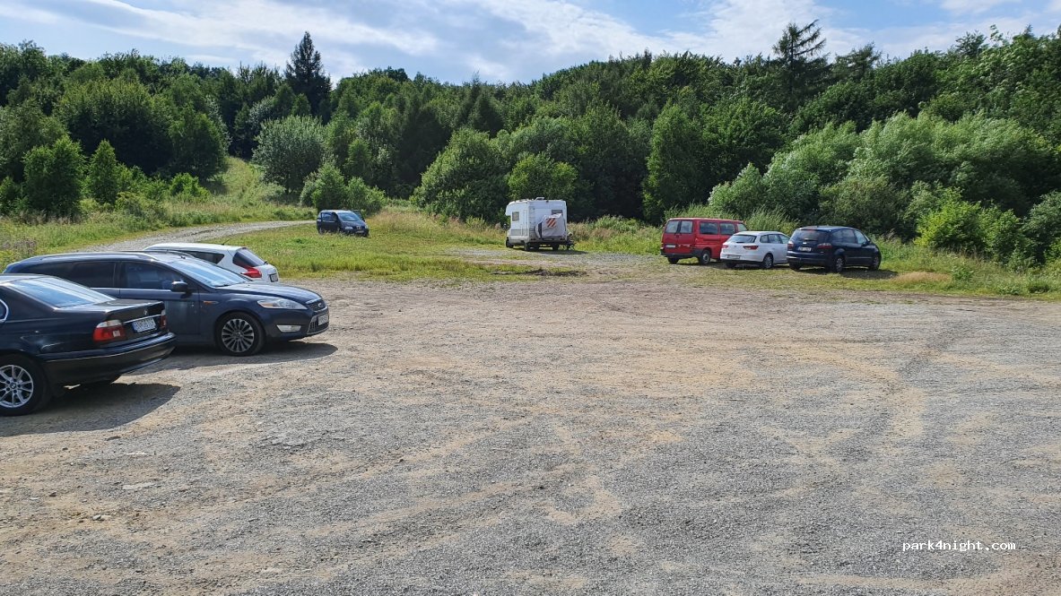 (082 52) Zlatá Baňa - — foto