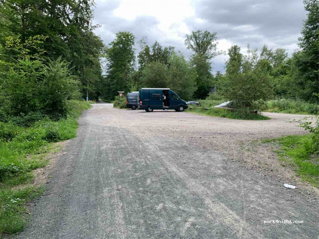 (63500) Seligenstadt - Lange Schneise — foto 2