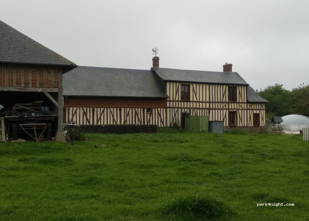 La chèvre rit à Marcouville — foto 3