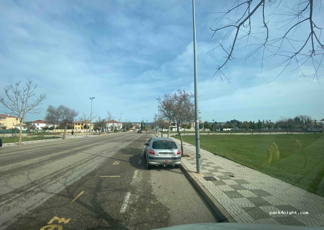 (23740) Andújar - 11 Avenida Blás Infante — foto