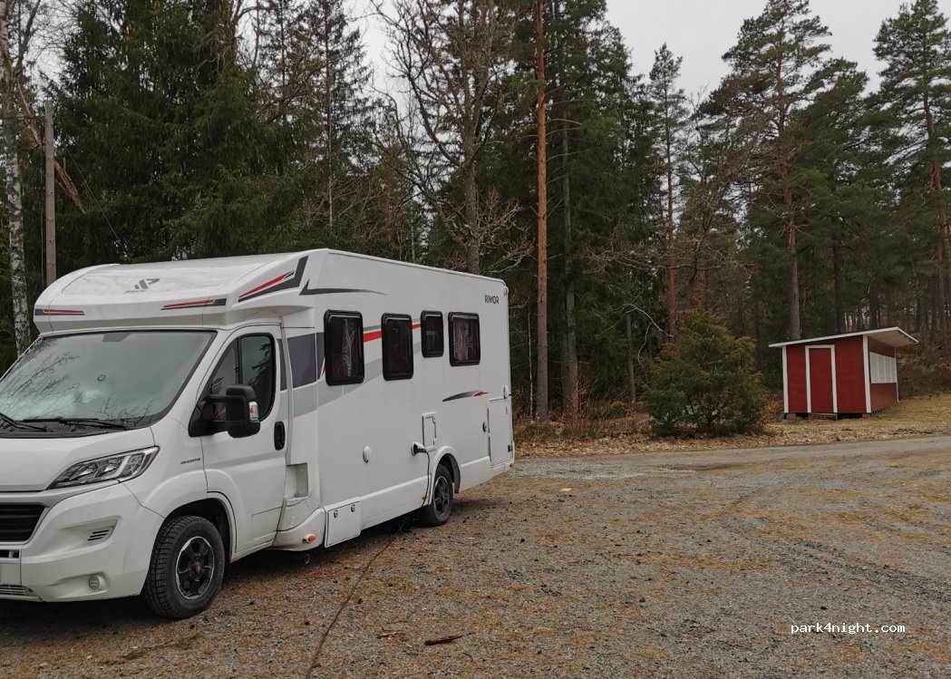Uvaparkens Ställplatser — foto 3