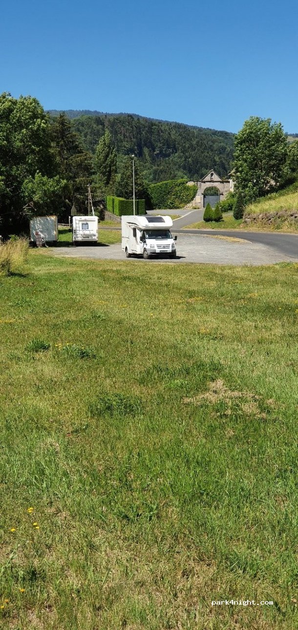 (15300) Murat - Route d'Albepierre — foto