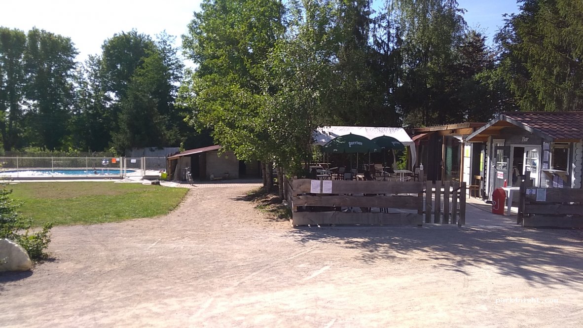 Camping des Étangs — foto