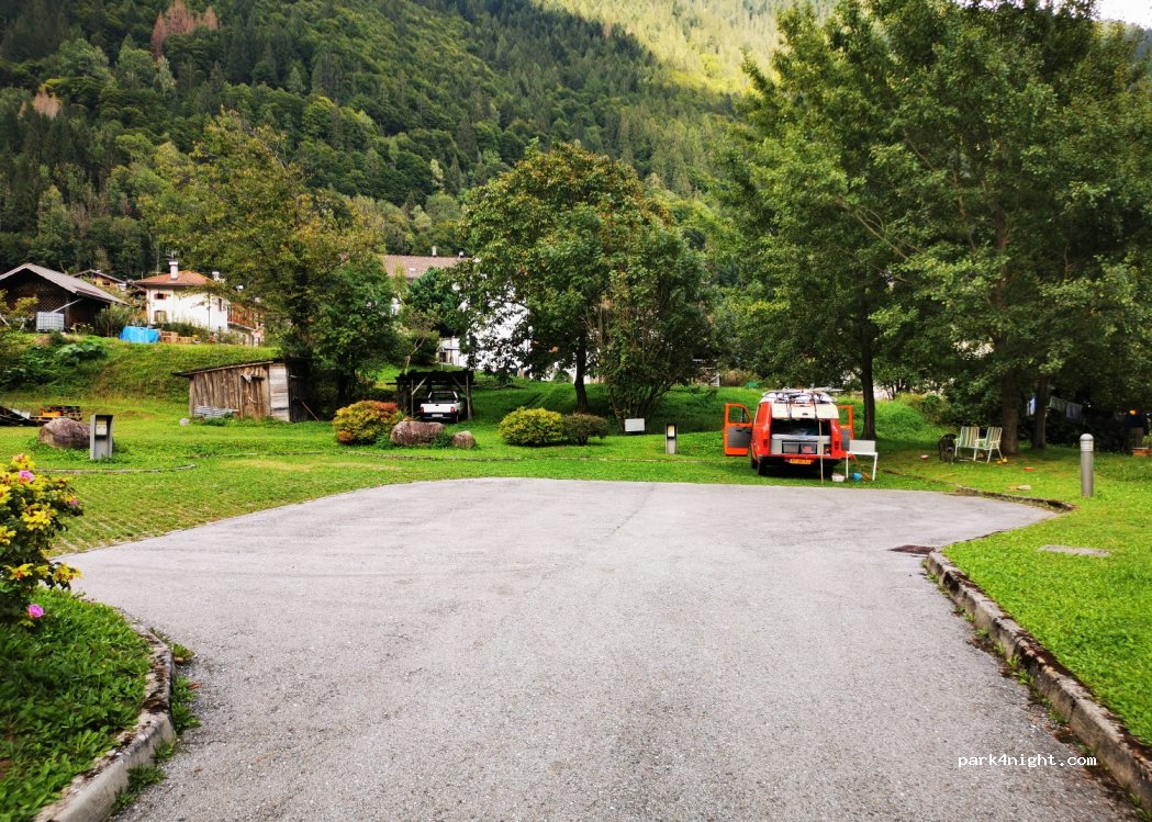 Area Sosta Camper Caoria Vanoi — foto