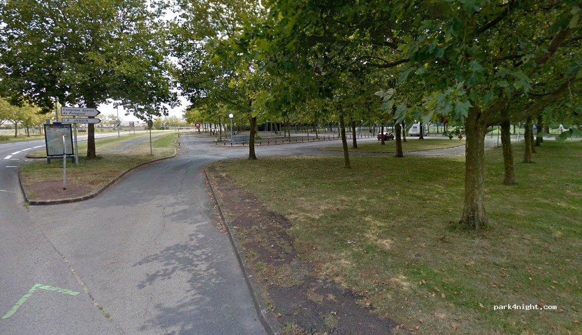 (17300) Rochefort - Avenue de Torrelavega — foto