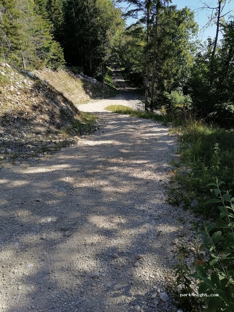 (73370) Le Bourget-du-Lac - D42 — foto
