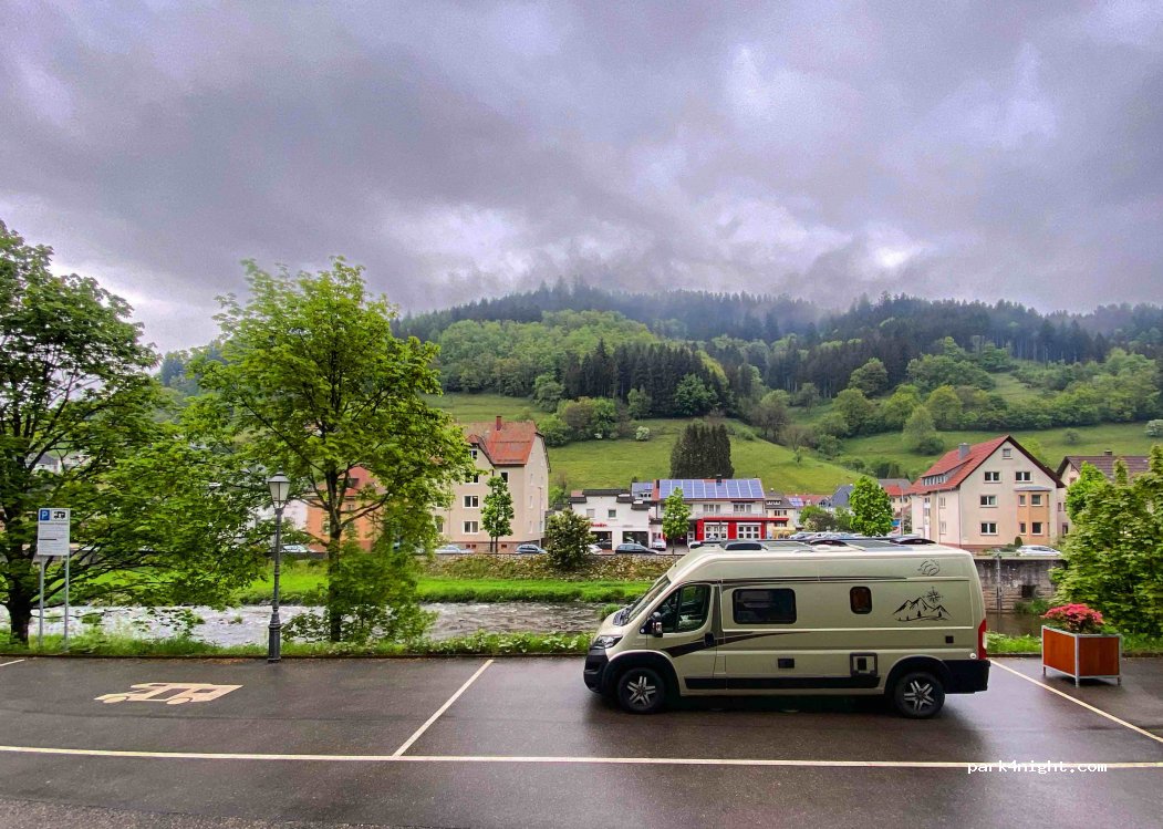 Reisemobilstellplatz Wolfach am St. Jakobsweg — foto