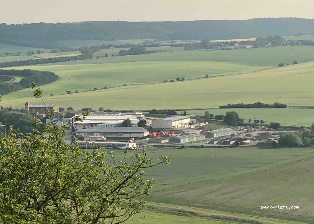 (06636) Laucha an der Unstrut - Unnamed Road — foto