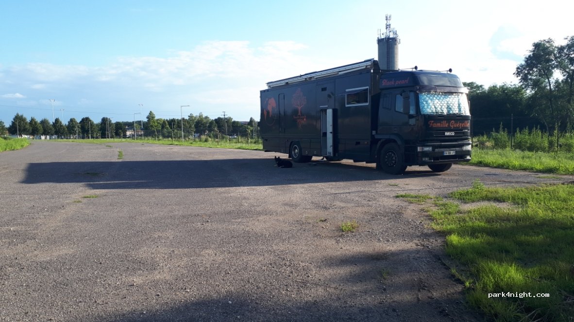 (4220) Hajdúböszörmény - 15 Botond utca — foto
