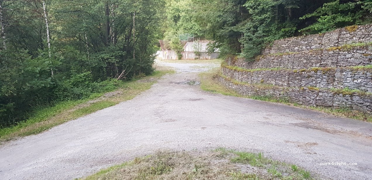 (73140) Saint-Michel-de-Maurienne - Unnamed Road — foto