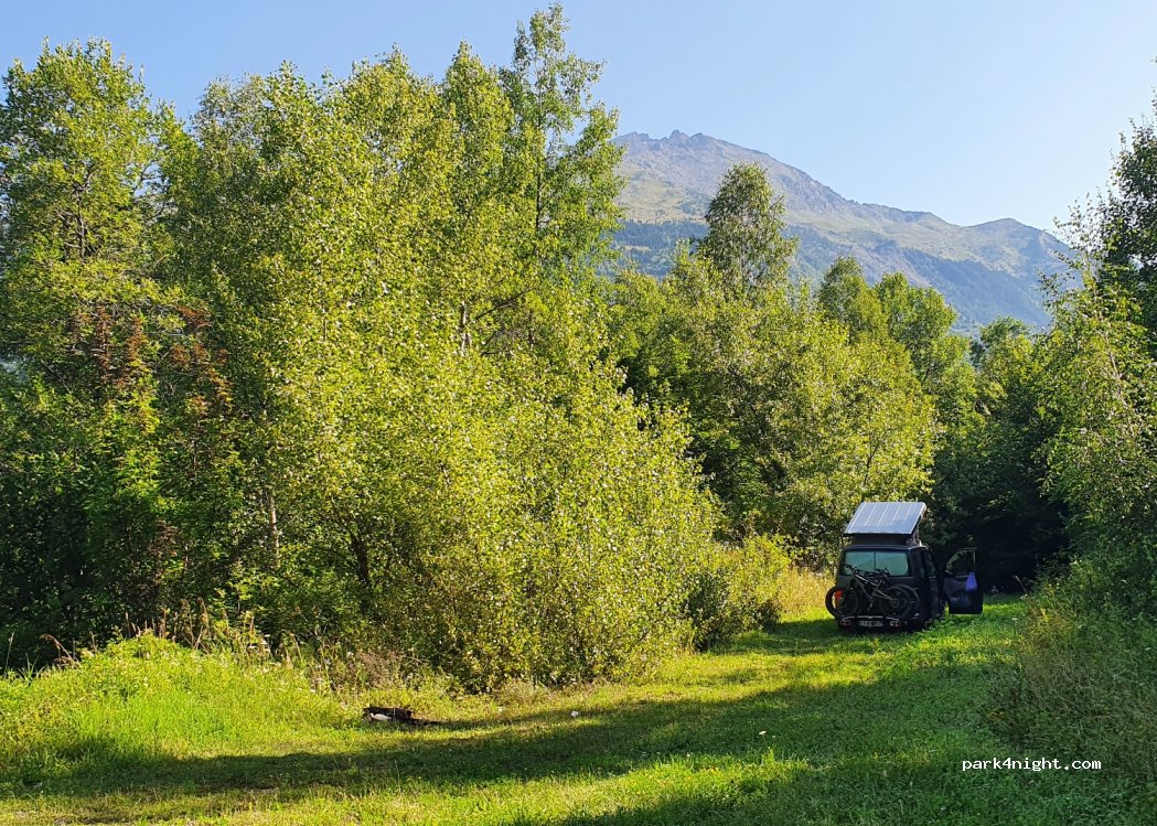 (73140) Saint-Michel-de-Maurienne - Unnamed Road — foto 4