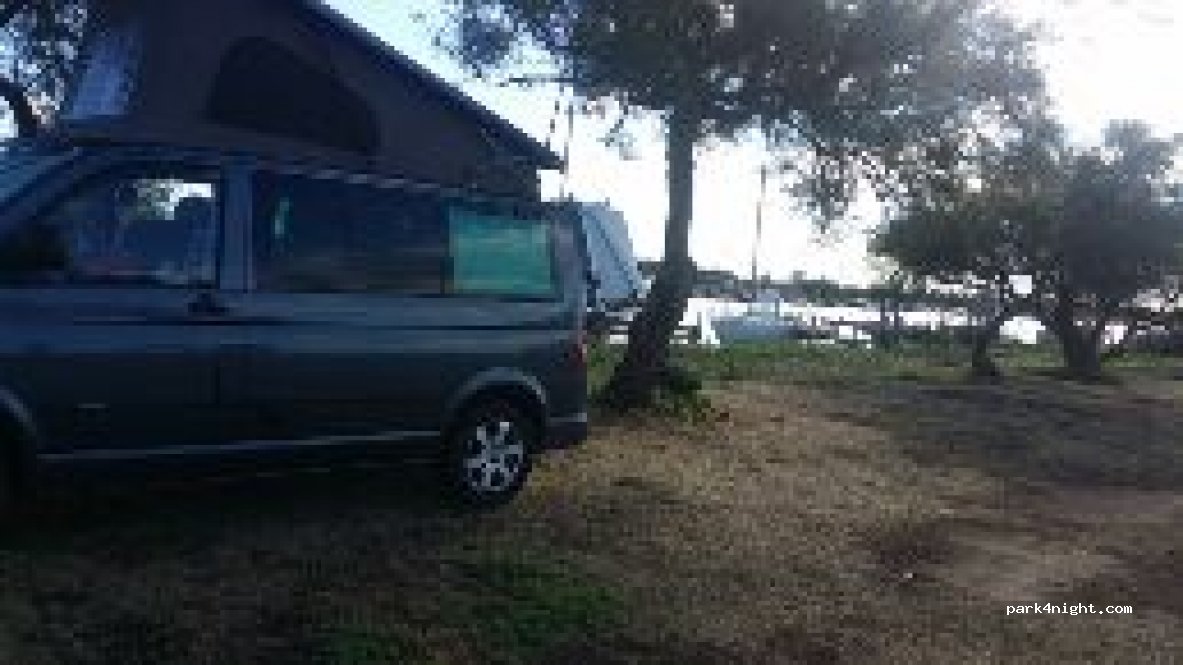 (11560) Fleury, Aude - D718 — foto