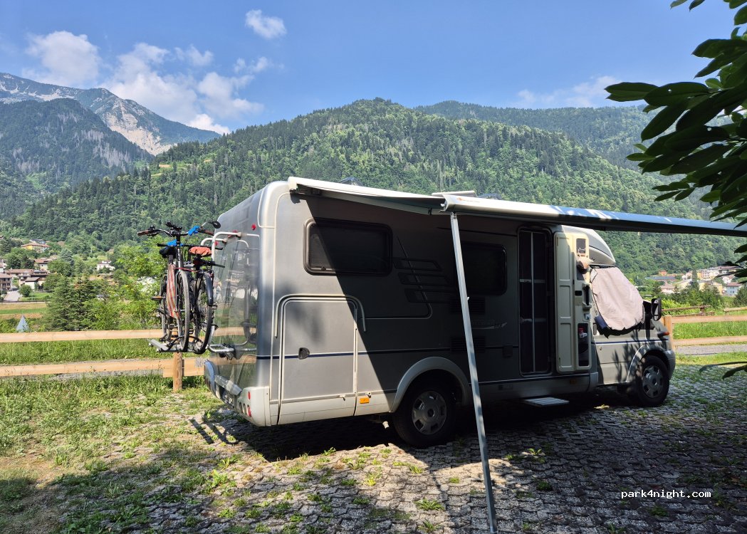 Area sosta camper Arta terme — foto 5