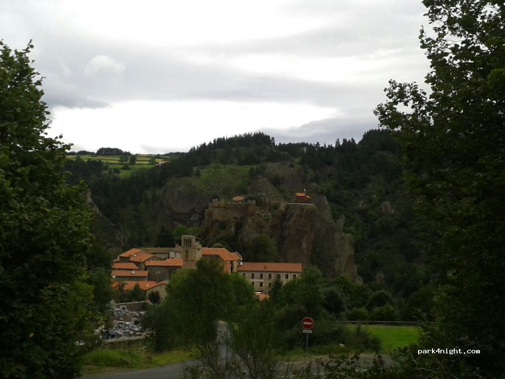 (43490) Arlempdes - Le Bourg — foto 3