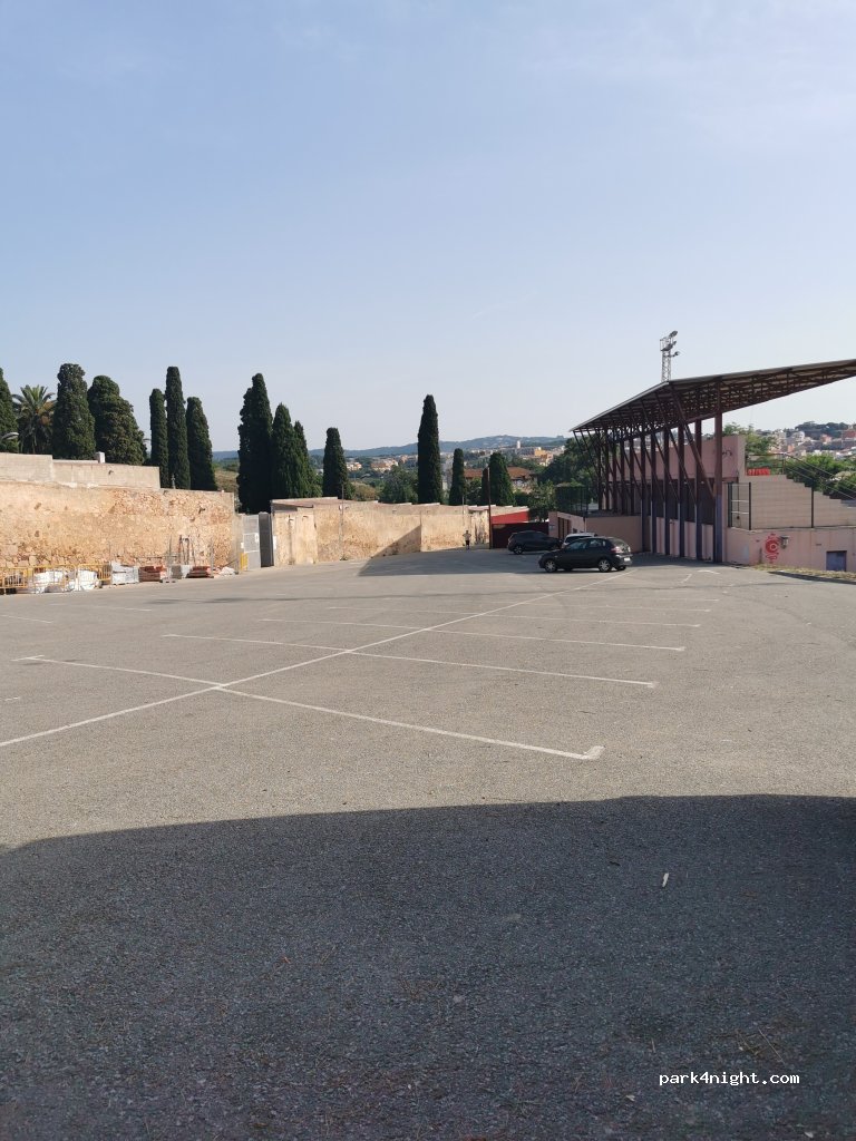 (17220) Sant Feliu de Guíxols - 100 Ronda Narcís Massanas — foto 2