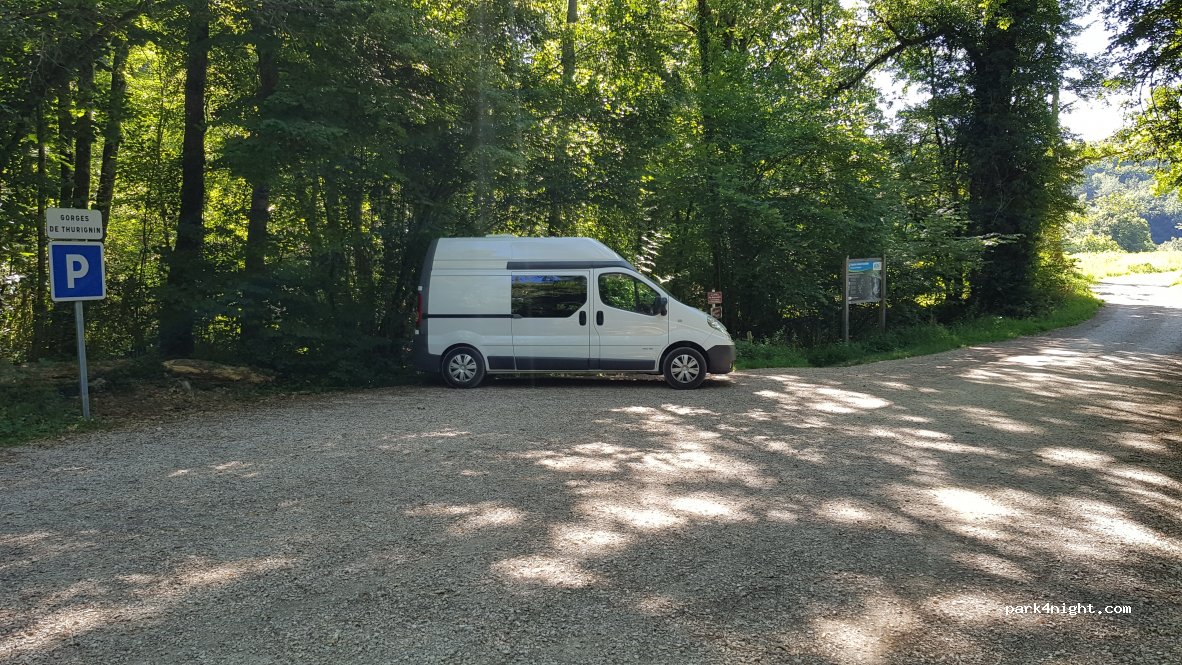 (01260) Valromey-sur-Séran - Unnamed Road — foto