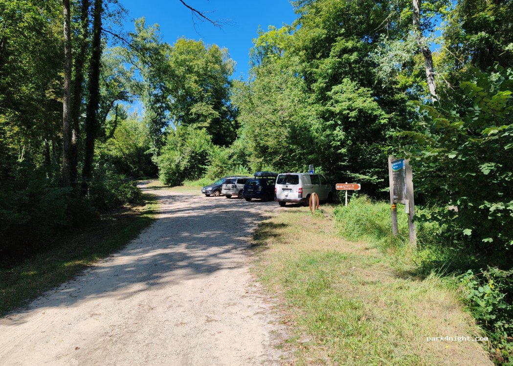 (01260) Valromey-sur-Séran - Unnamed Road — foto 4