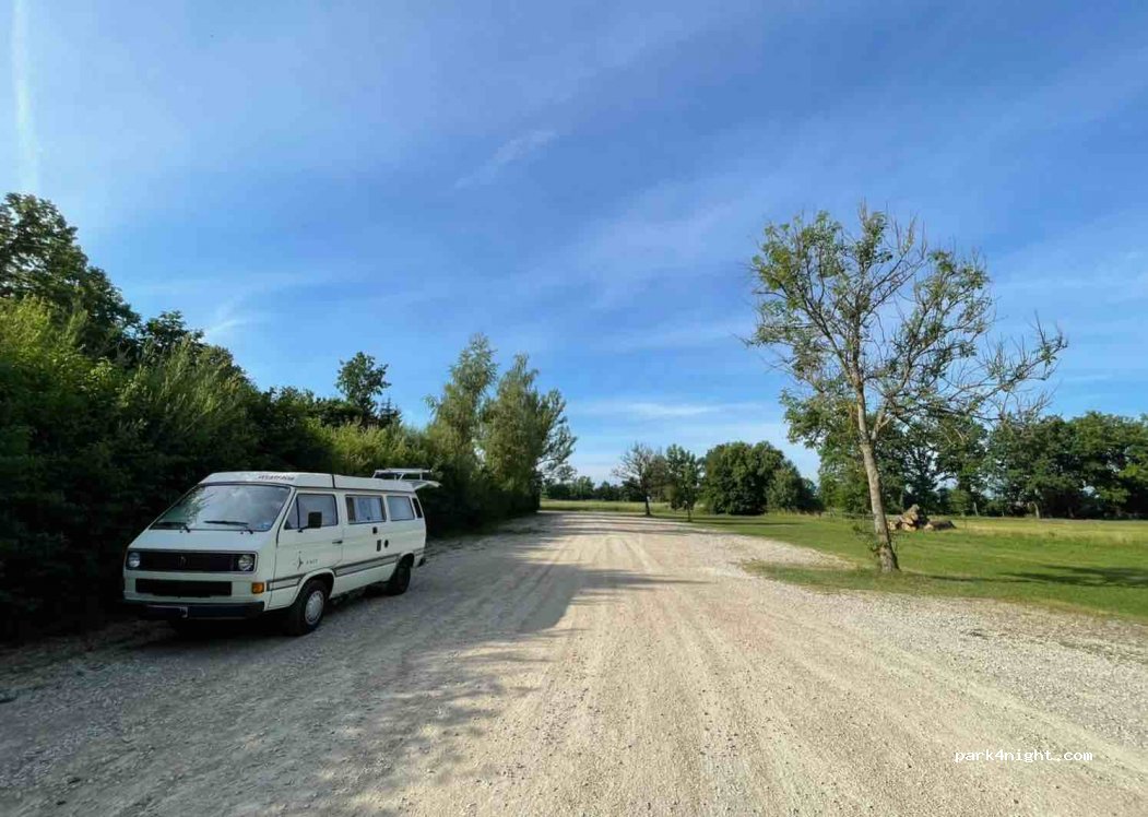 (85084) Reichertshofen - Unnamed Road — foto 2