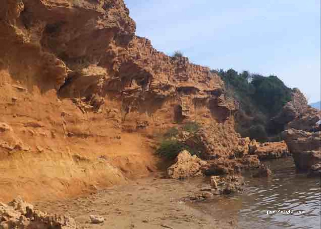 (23234) Adriai-tenger - Red Beach — foto 2