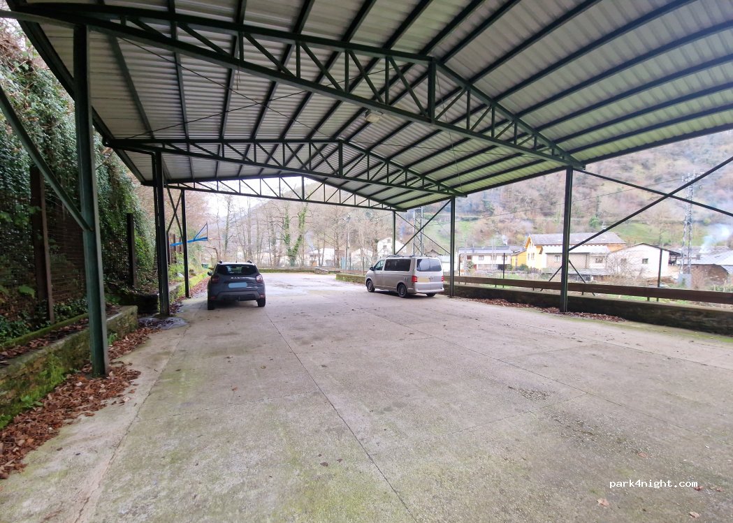 (33811) Cangas del Narcea - 27 Moal — foto 4