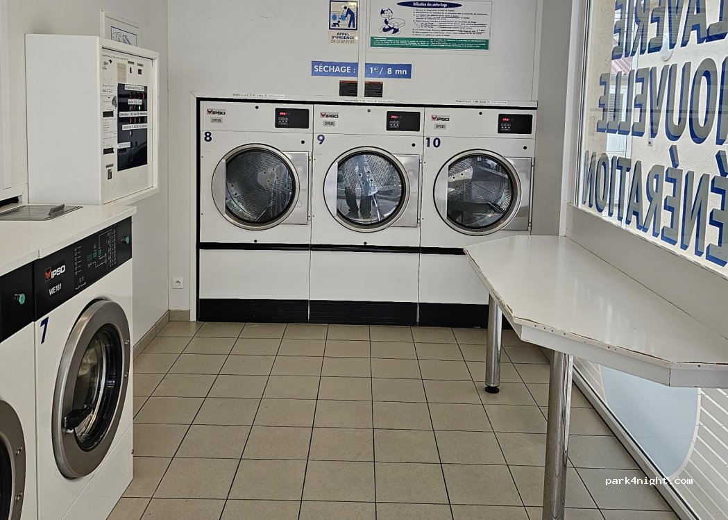 (14150) Ouistreham - 2 Avenue Pasteur — foto 2