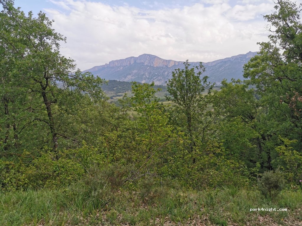 (22583) Tremp - Unnamed Road — foto 4