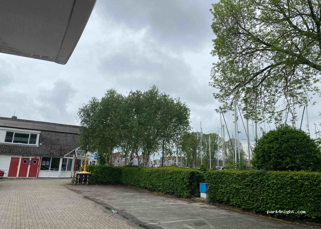 Camper Parkeerplaats | Watersport Vereniging Hoorn — foto 2